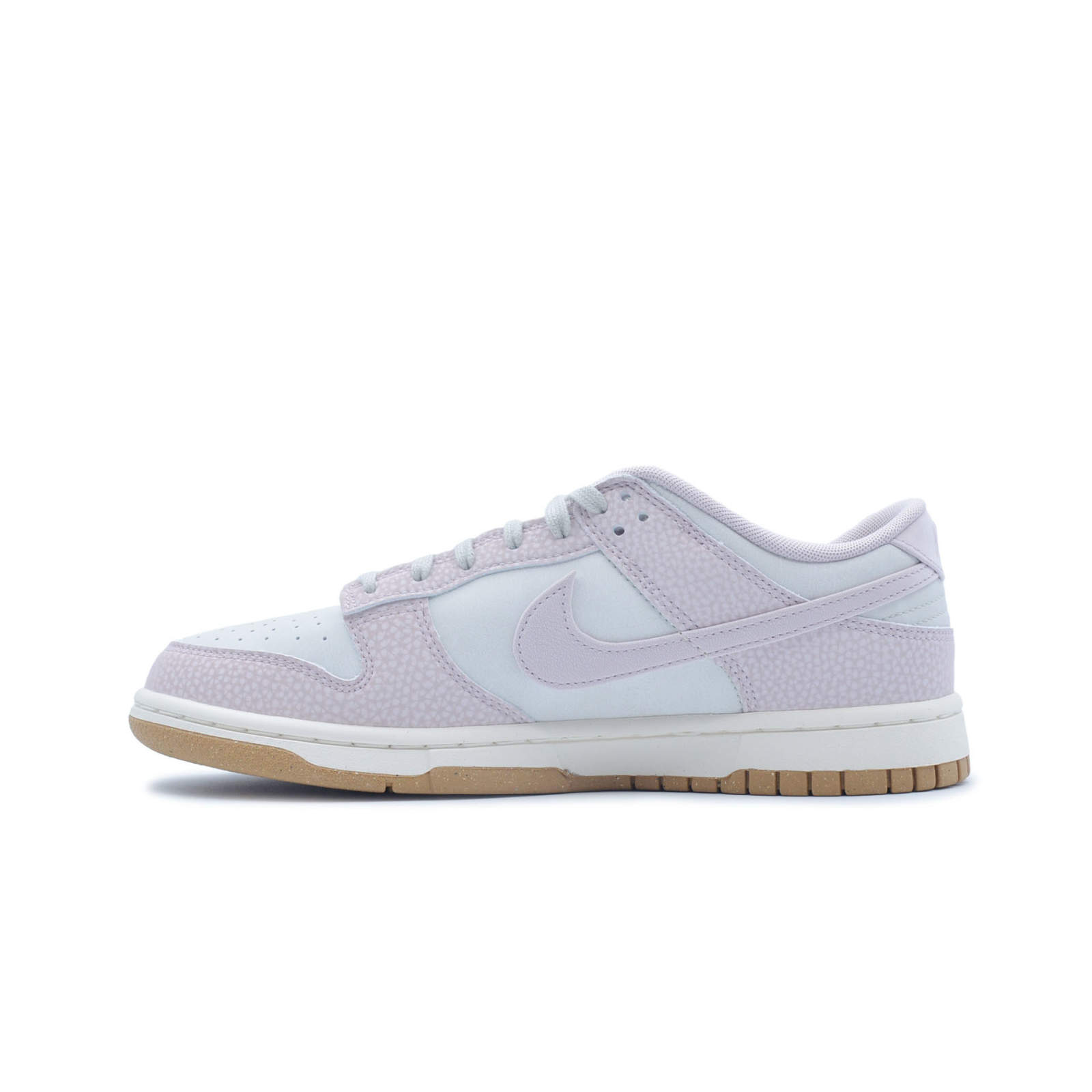 wmns dunk low prm nn "platinum violet"