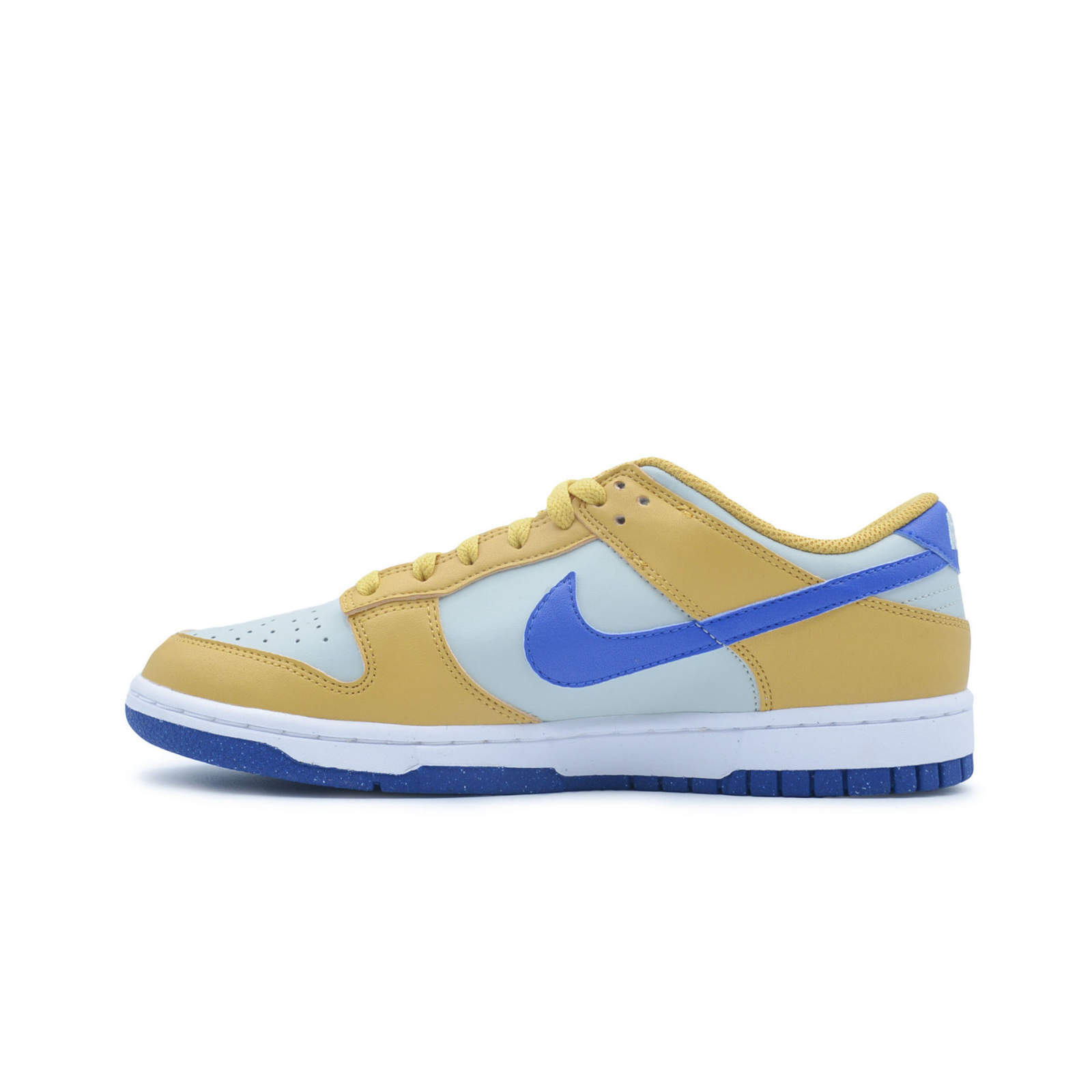 nike wmns dunk low next nature "wheat gold"