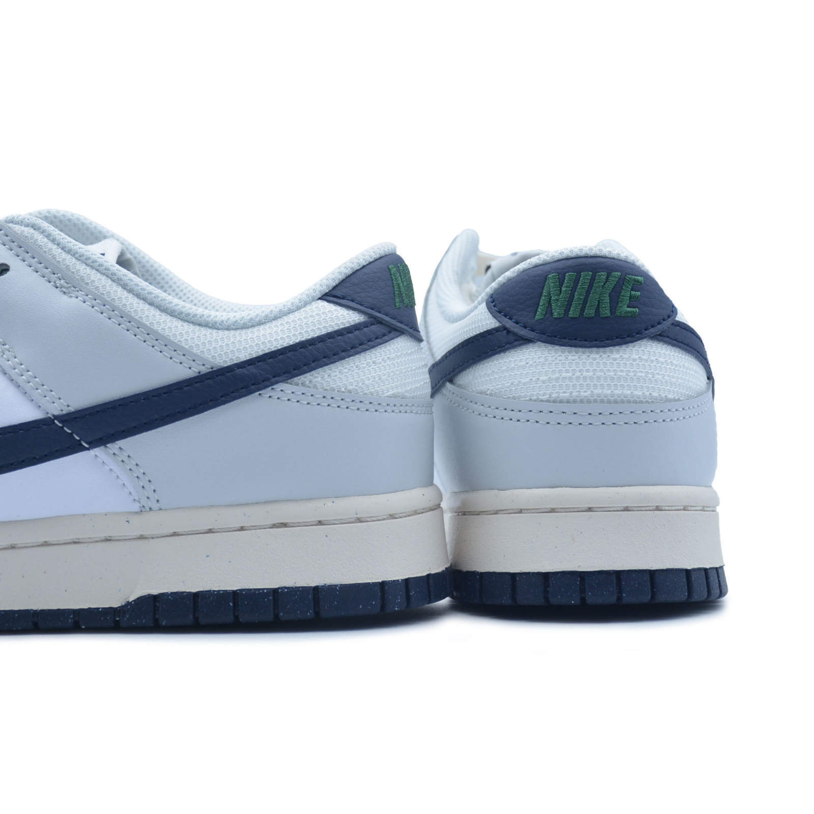 dunk low nn "photon dust obsidian"
