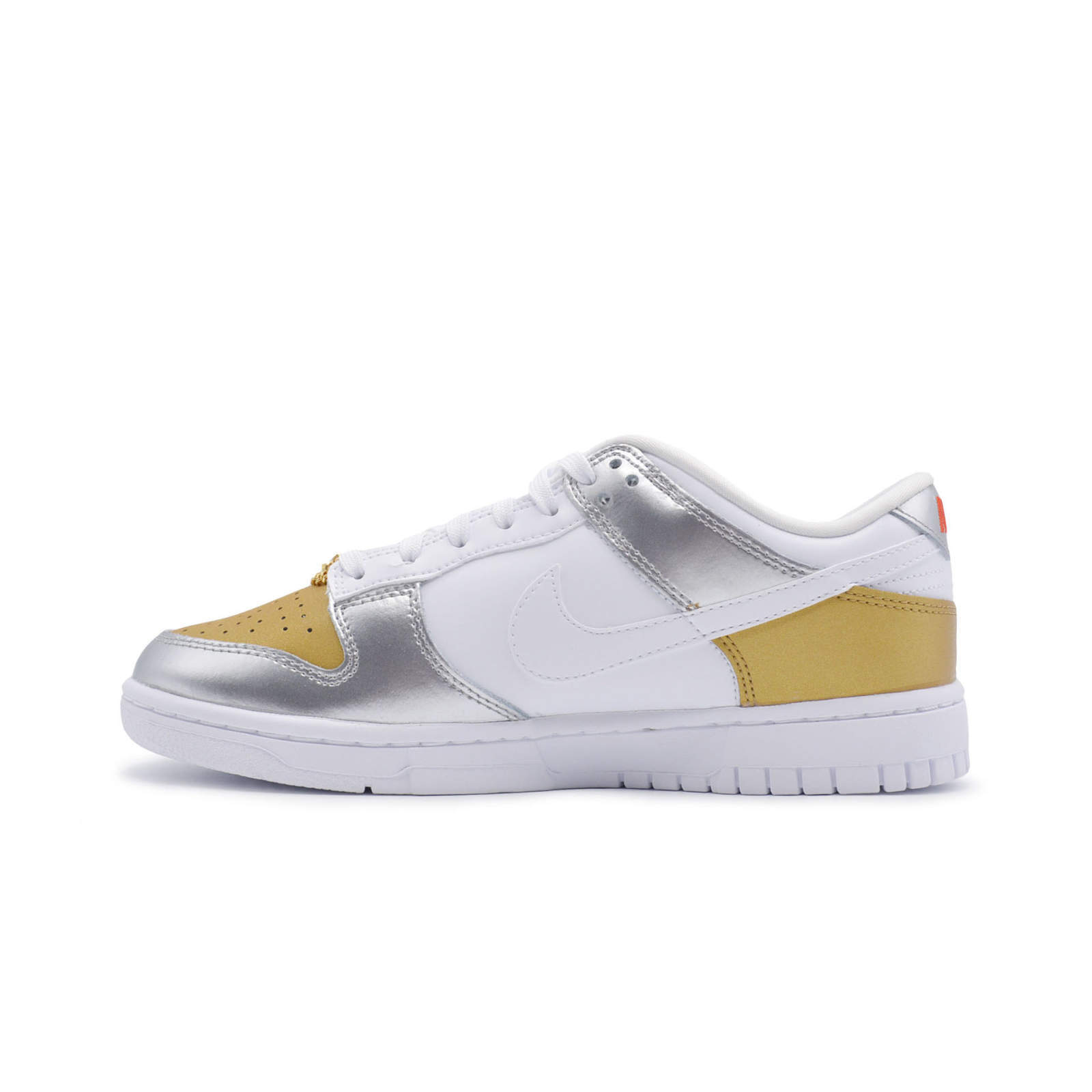 nike wmns dunk low "gold silver"
