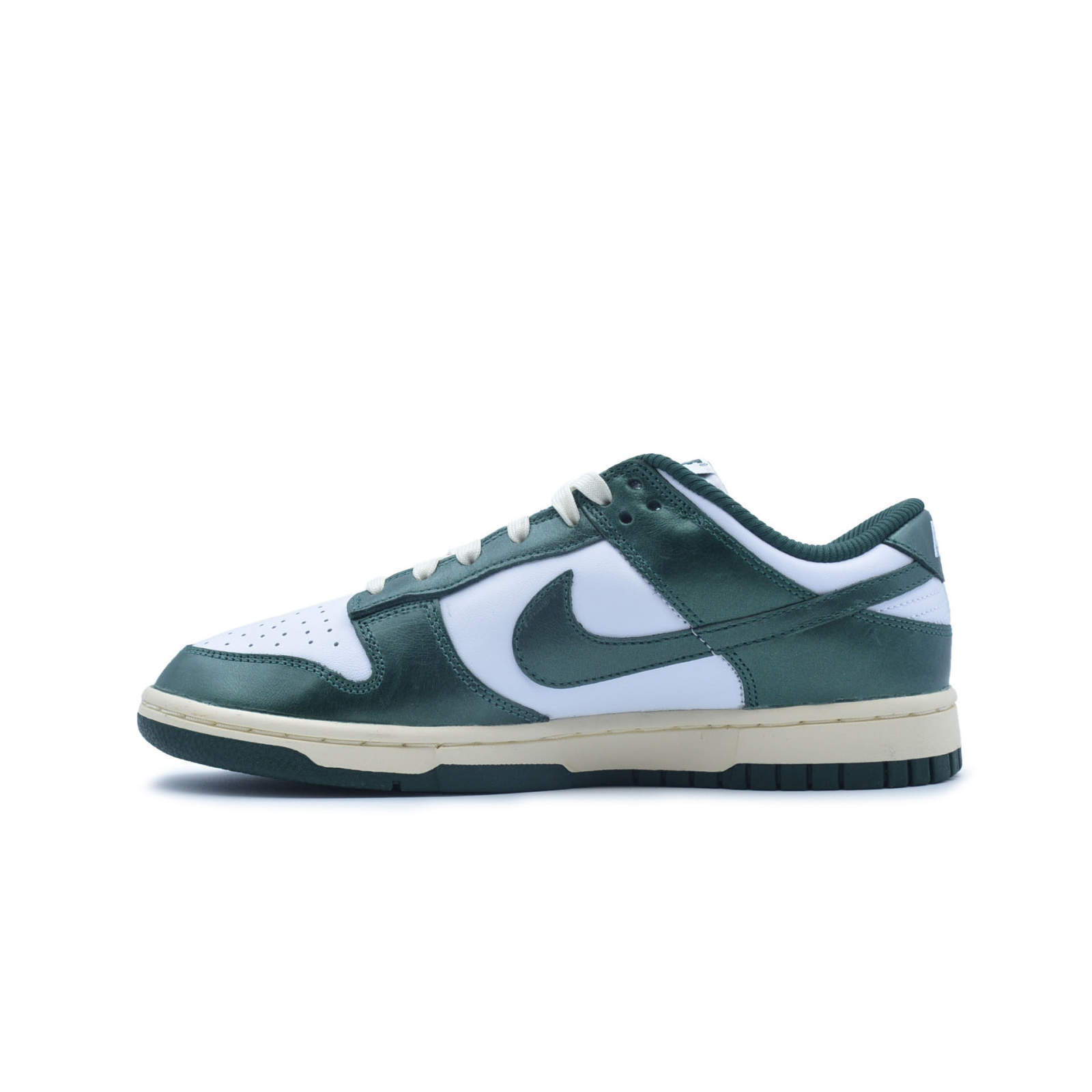 wmns dunk low "vintage green"