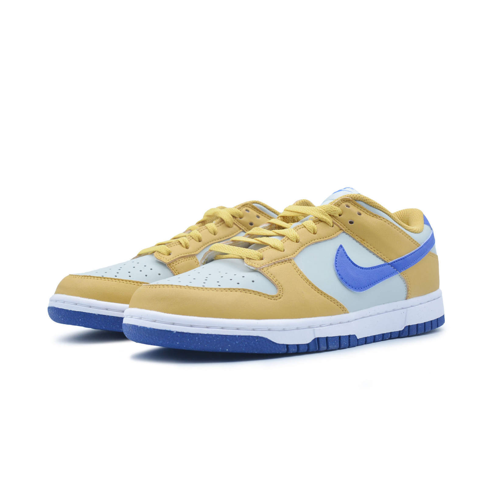 nike wmns dunk low next nature "wheat gold"
