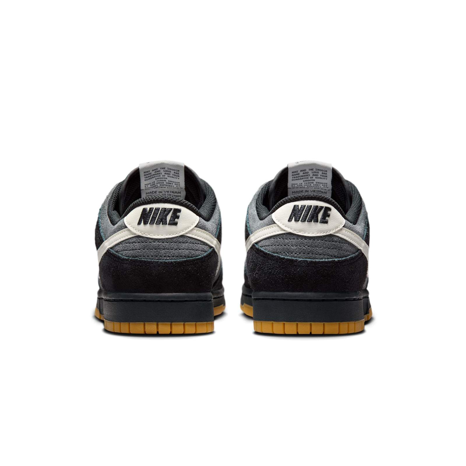 dunk low se "black gum"